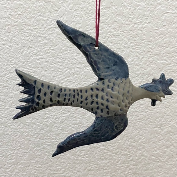Vintage ROWE Pottery Stoneware Salt Glazed Bird Holiday Christmas Ornament - Picture 3 of 9